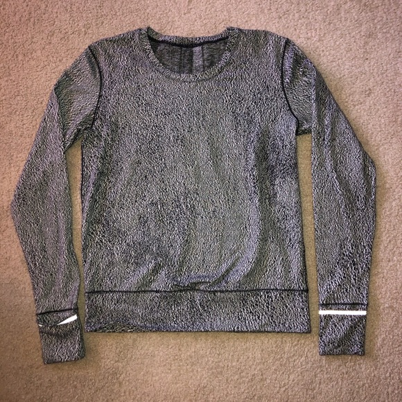 Lululemon long sleeve pullover size 4 - Picture 1 of 4